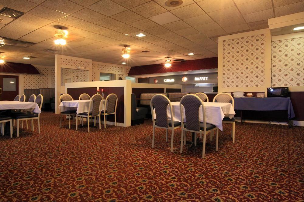 Americas Best Value Inn Newton Restaurante foto